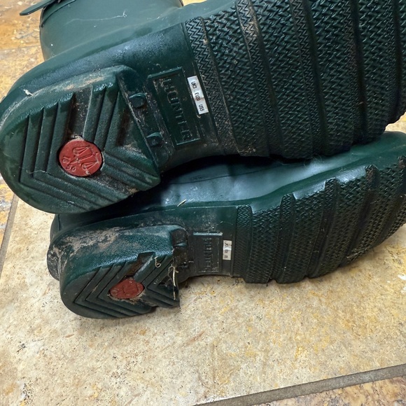 Hunter rain boots girls size 5 - Picture 6 of 6